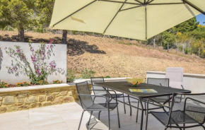 2 Bedroom Awesome Apartment In Ogliastro Marina